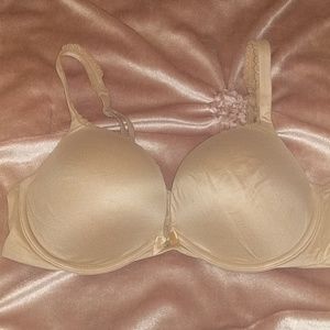 Nude VS push up bra 38B